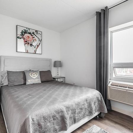 Globalstay Downtown Hamilton Apartments ภายนอก รูปภาพ