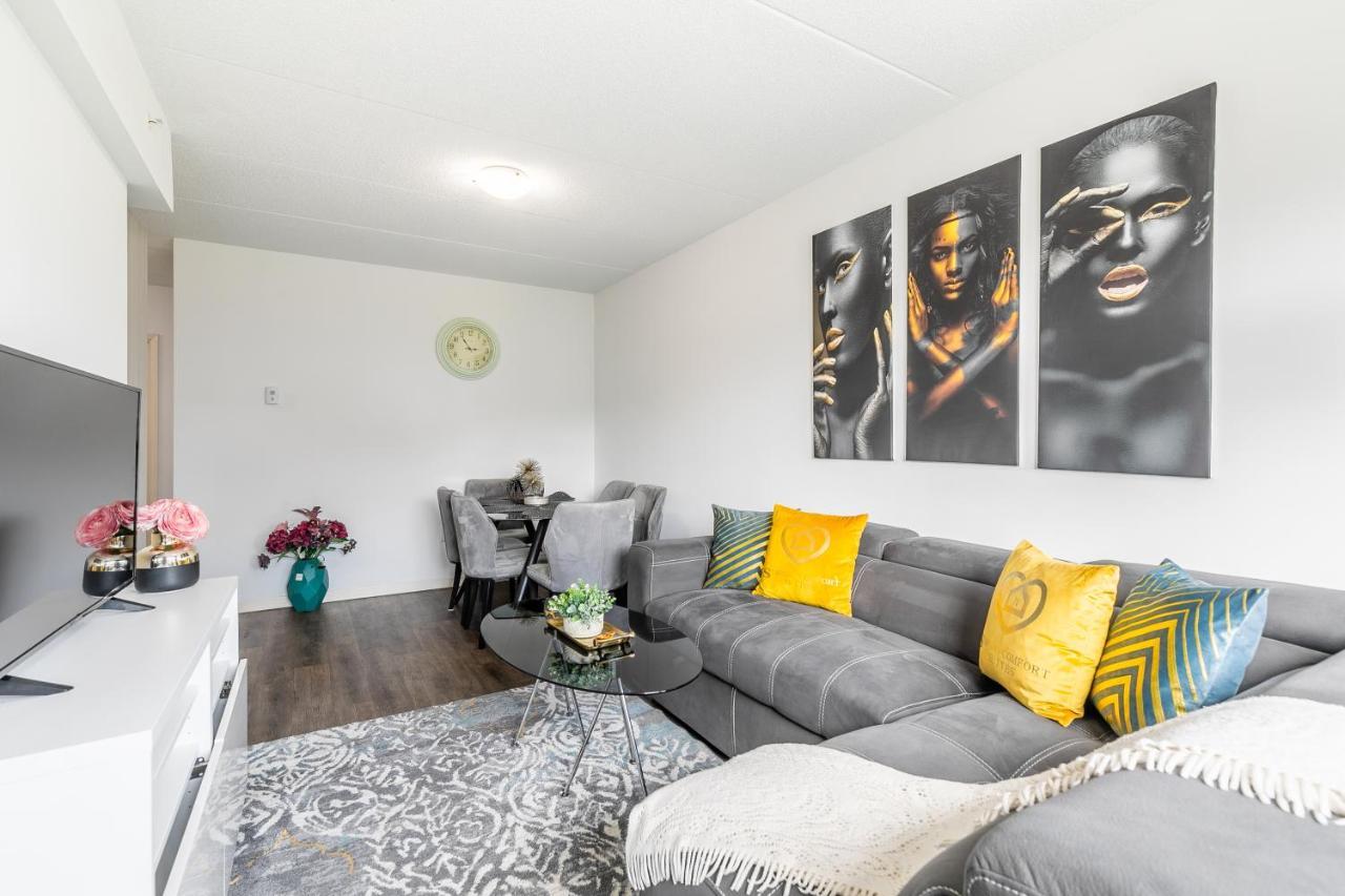 Globalstay Downtown Hamilton Apartments ภายนอก รูปภาพ