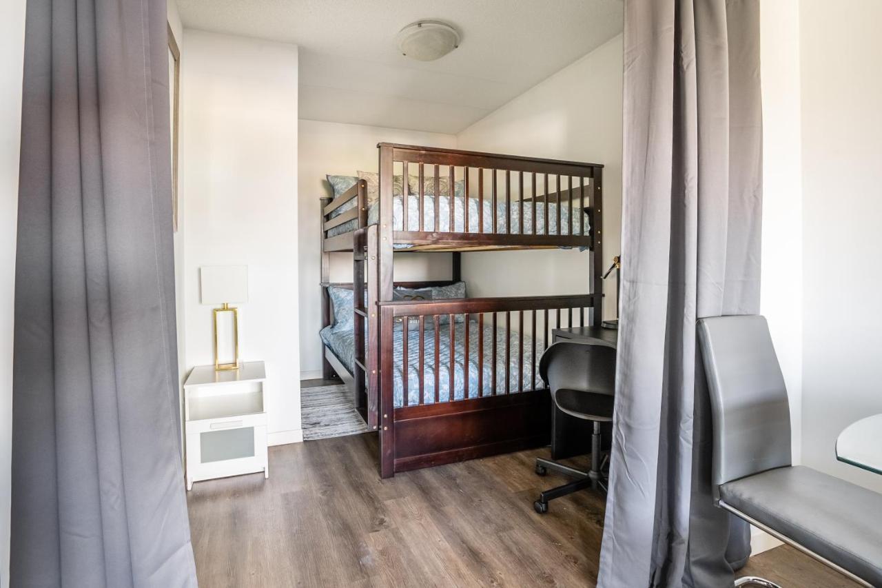 Globalstay Downtown Hamilton Apartments ภายนอก รูปภาพ